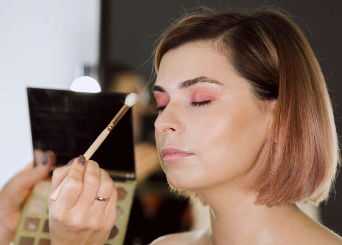 prestations de maquillage professionnel emiliemarie